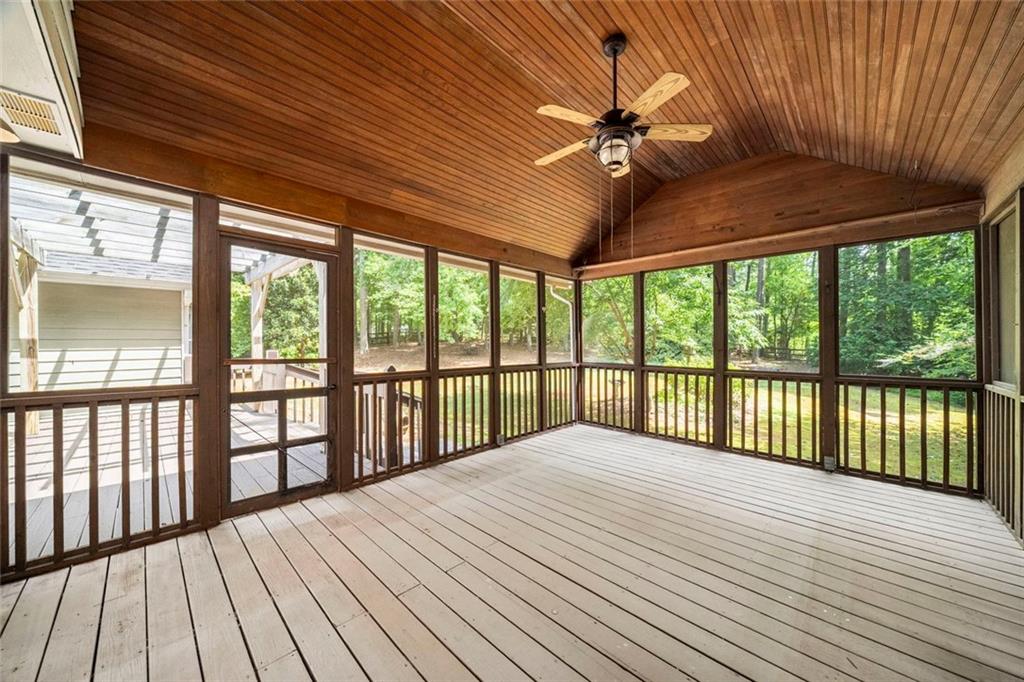 805 Pinehurst Drive