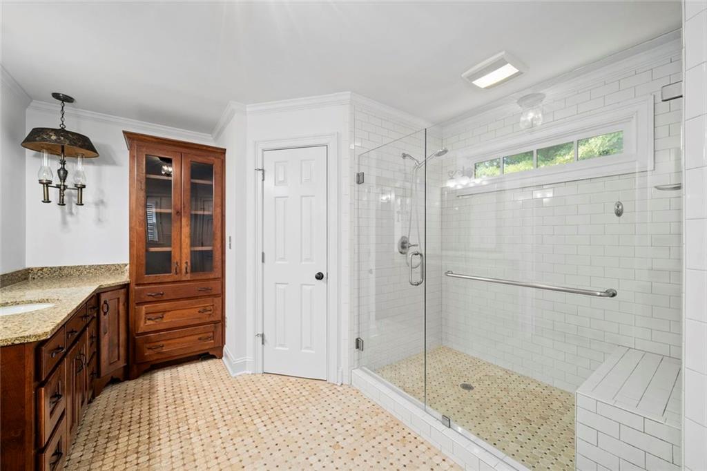 805 Pinehurst Drive