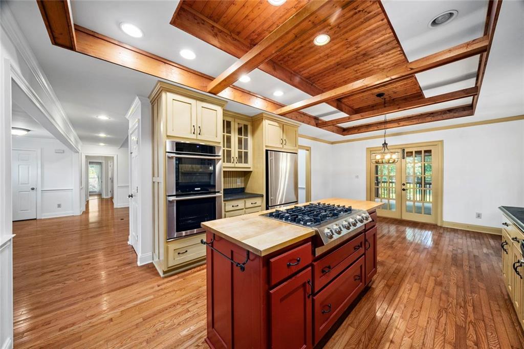 805 Pinehurst Drive
