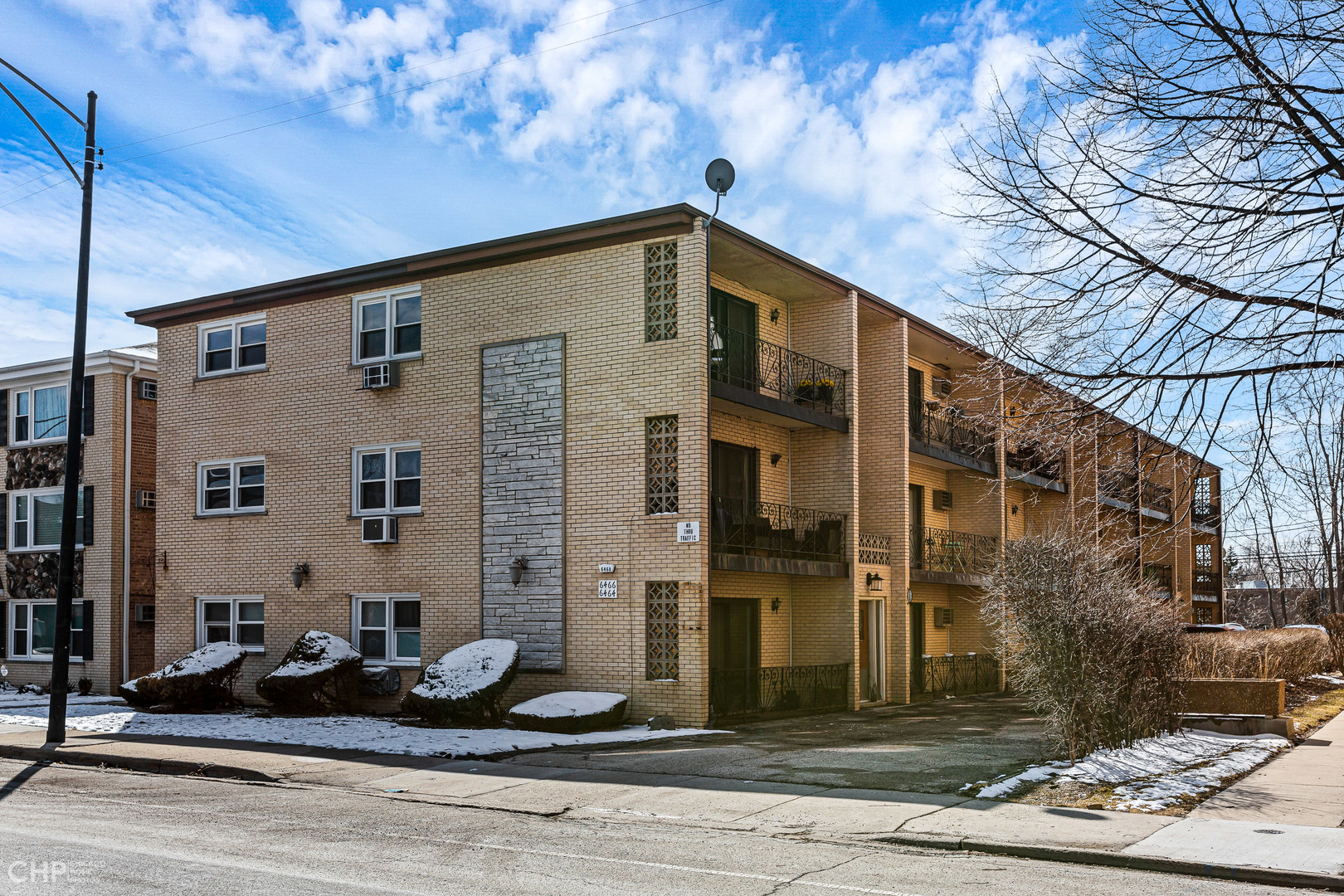 6468 N Northwest Highway Unit: A3