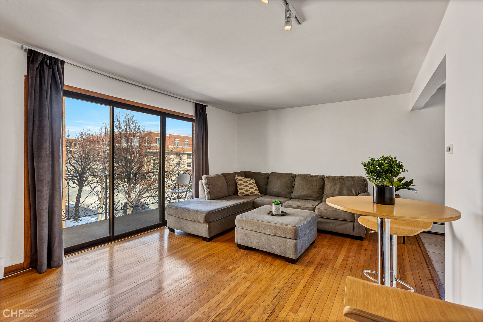 6468 N Northwest Highway Unit: A3