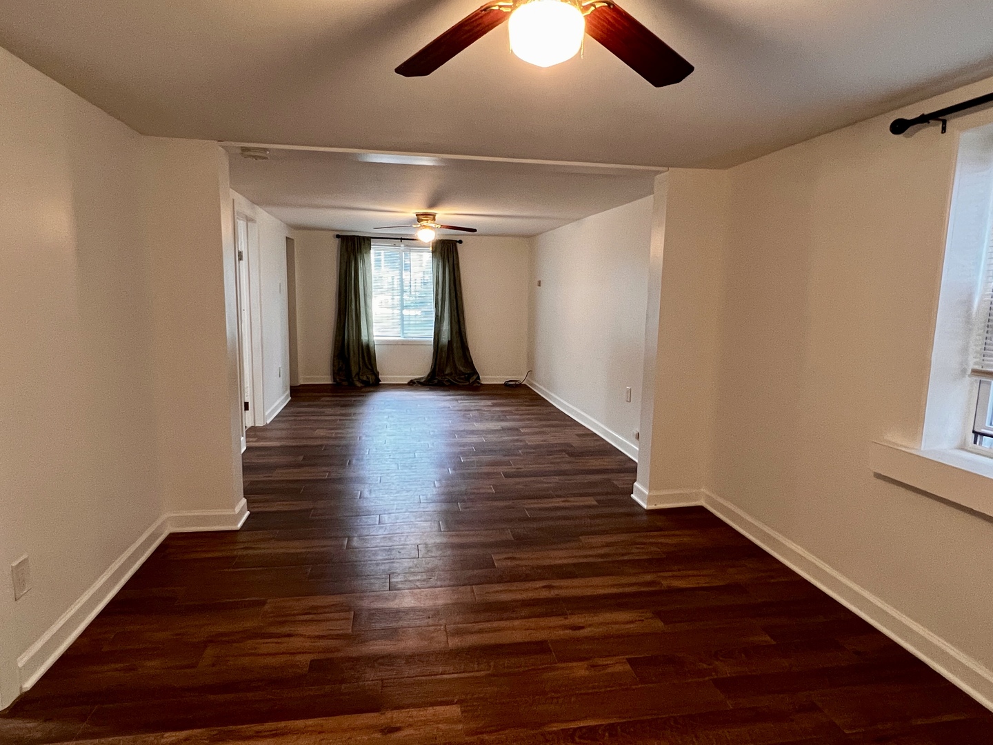 4056 S Artesian Avenue Unit: G