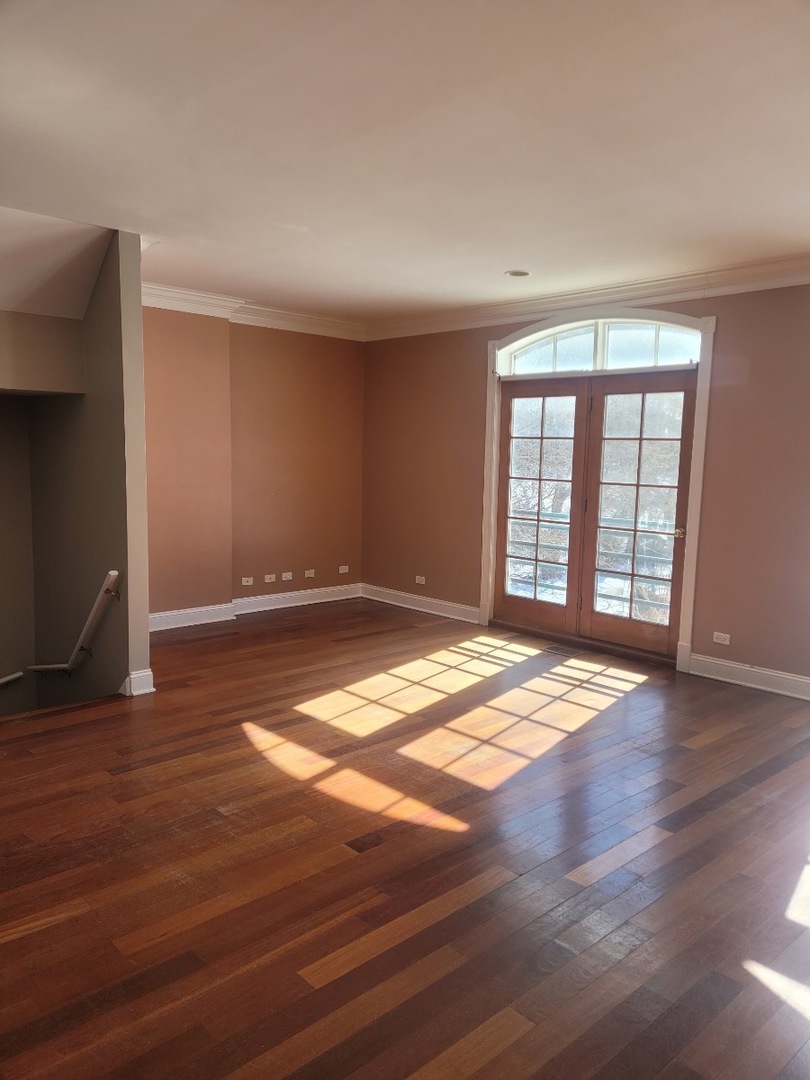 4321 W Peterson Avenue Unit: B