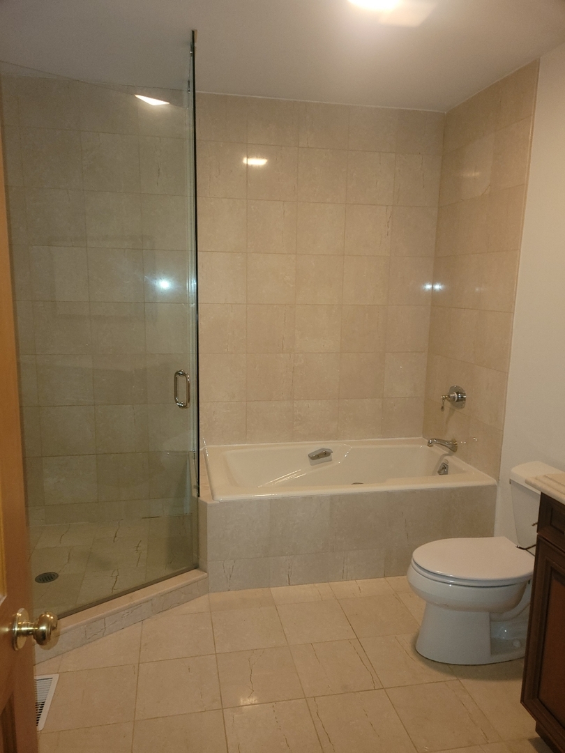 4321 W Peterson Avenue Unit: B