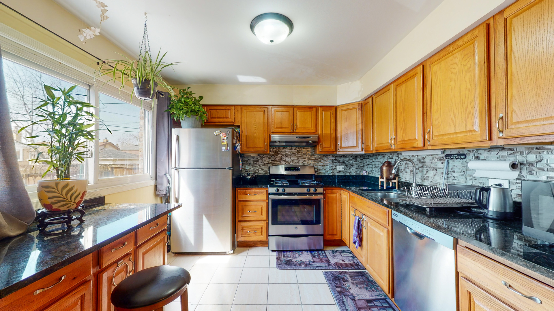 9837 Garden Court