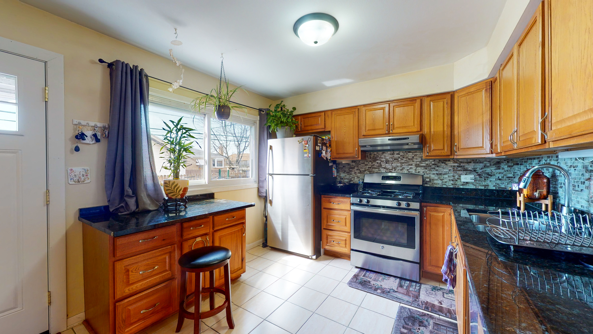 9837 Garden Court