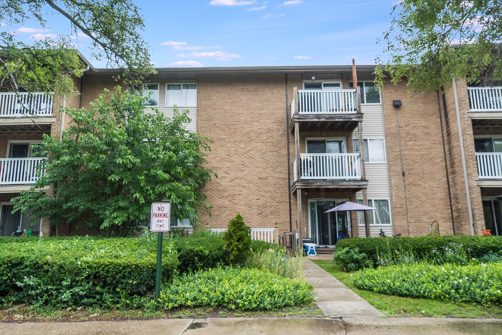 930 Beau Drive Unit: 209