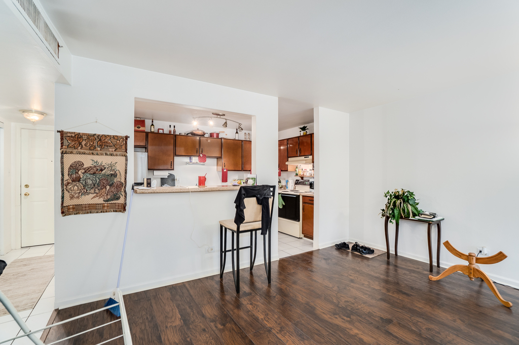 930 Beau Drive Unit: 209