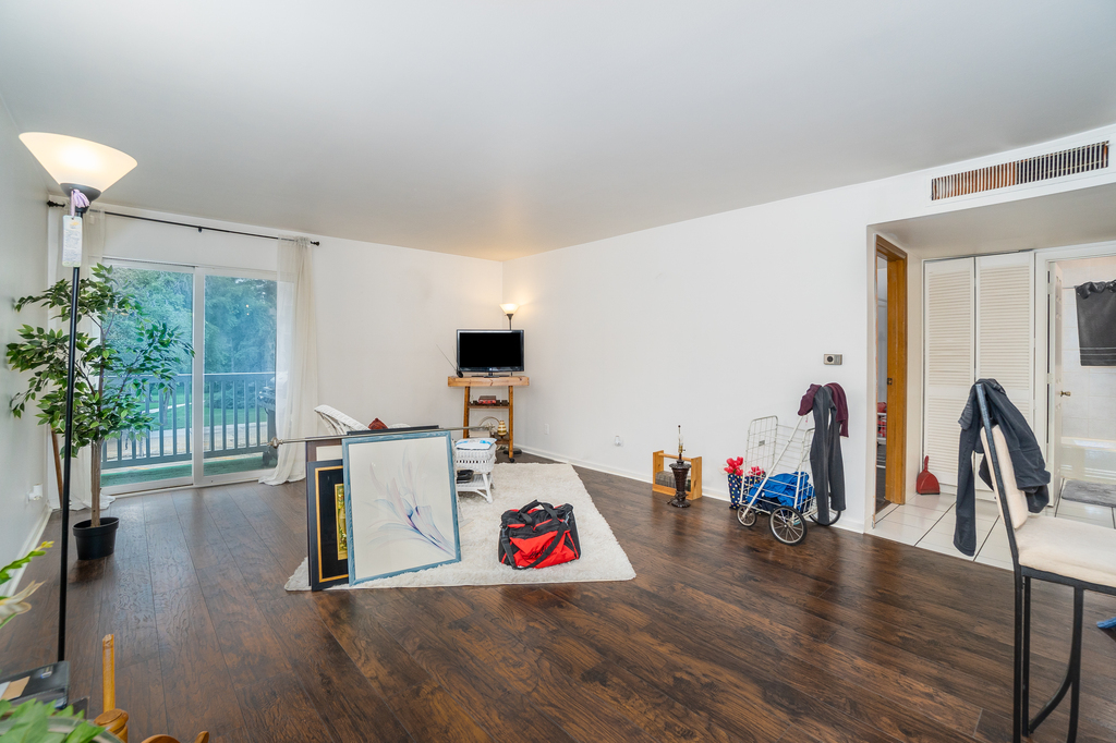 930 Beau Drive Unit: 209
