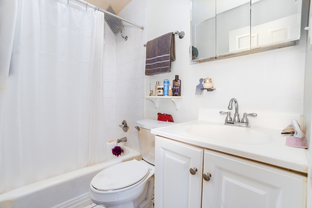 930 Beau Drive Unit: 209
