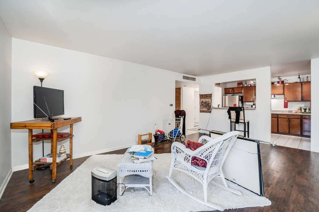930 Beau Drive Unit: 209