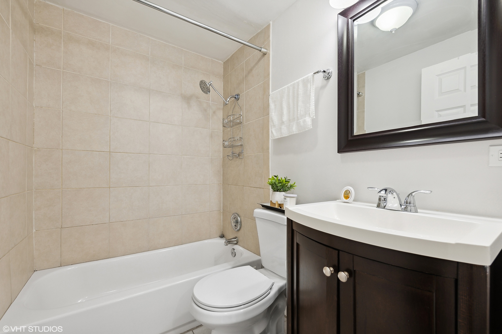 8636 Grand Avenue Unit: 1D