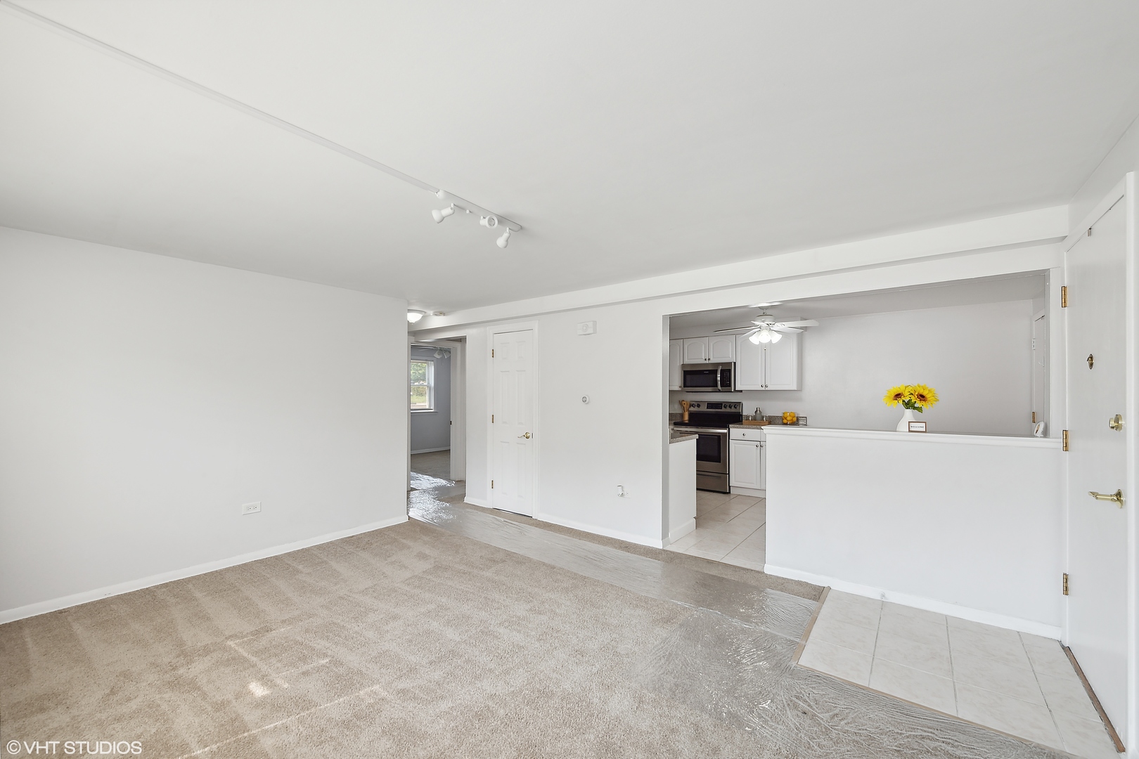 8636 Grand Avenue Unit: 1D