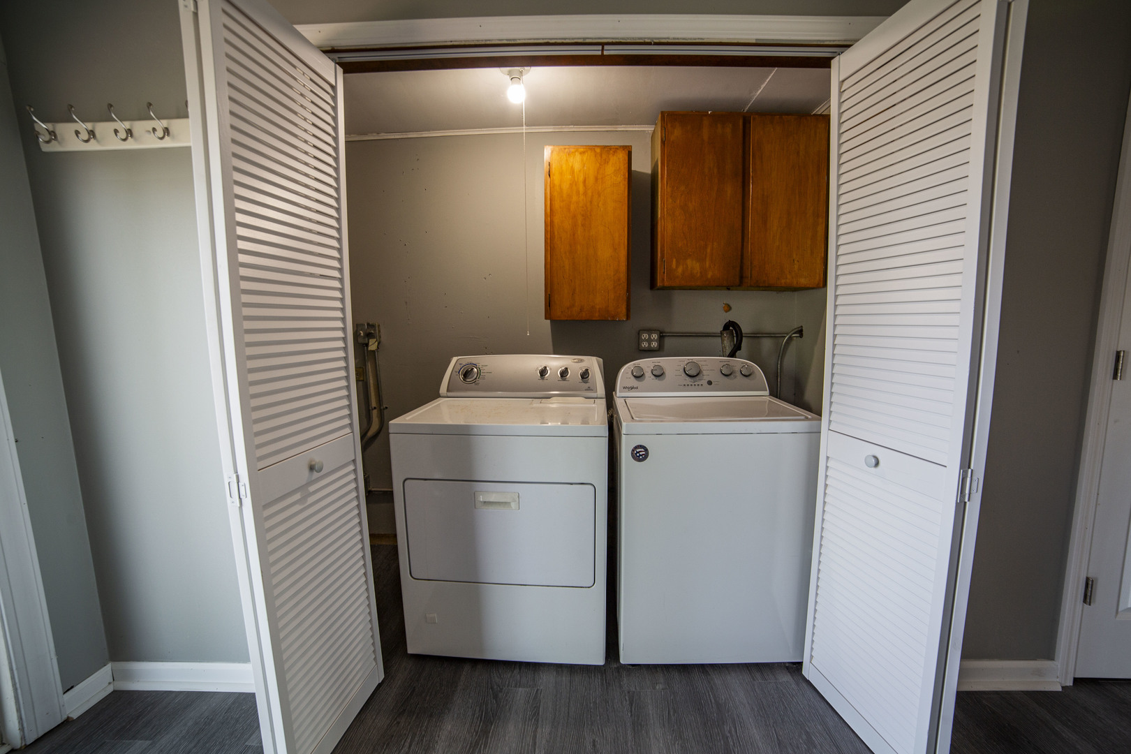 9048 Martin Lane