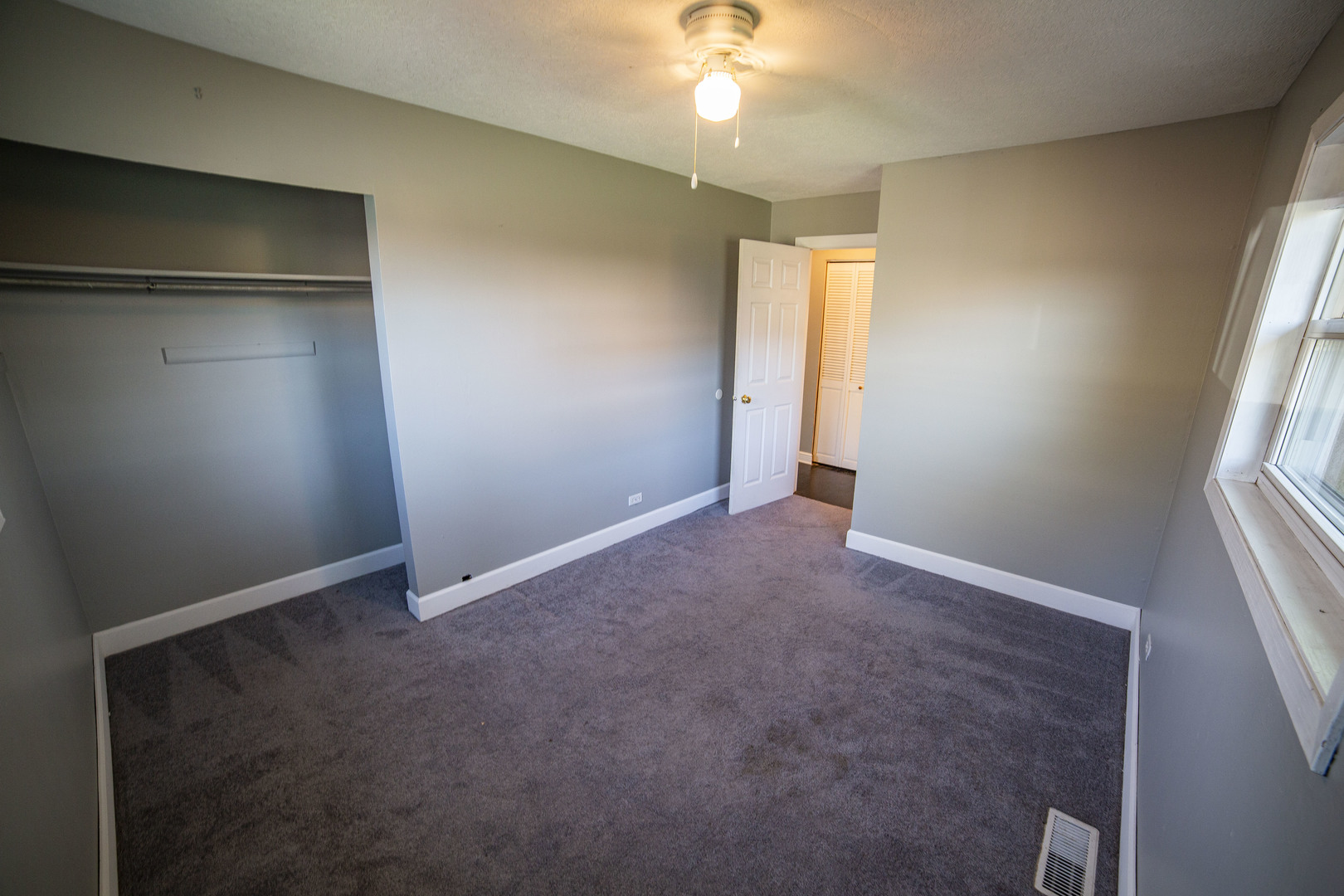 9048 Martin Lane