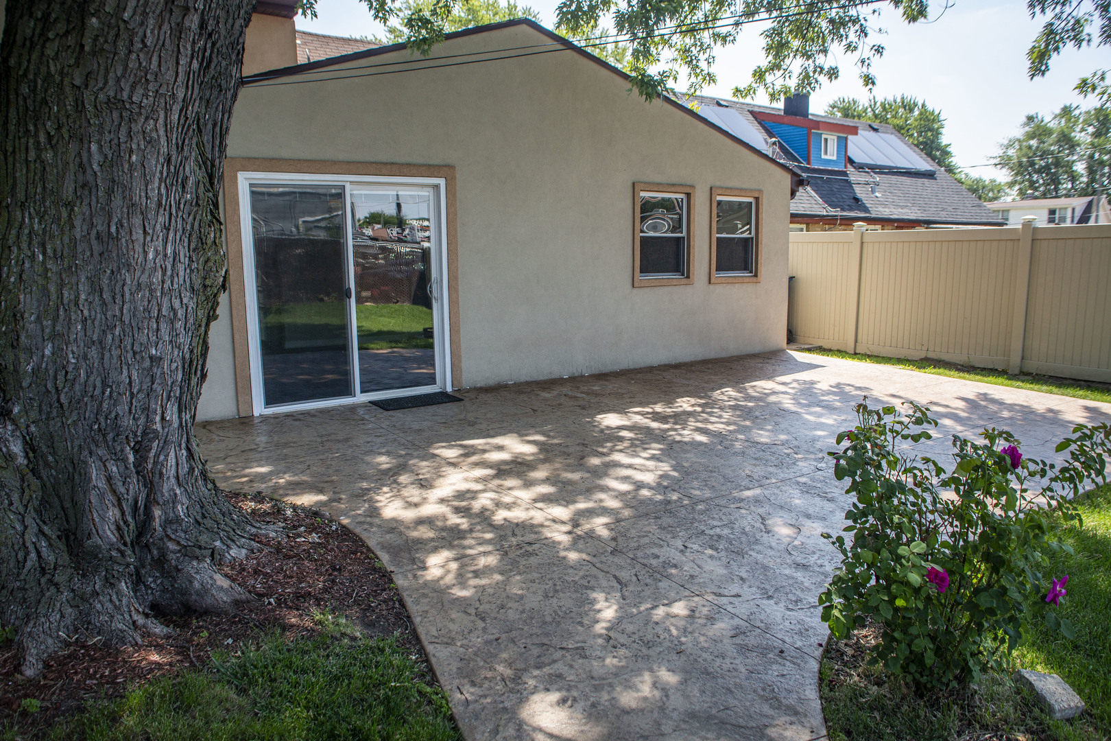 9048 Martin Lane