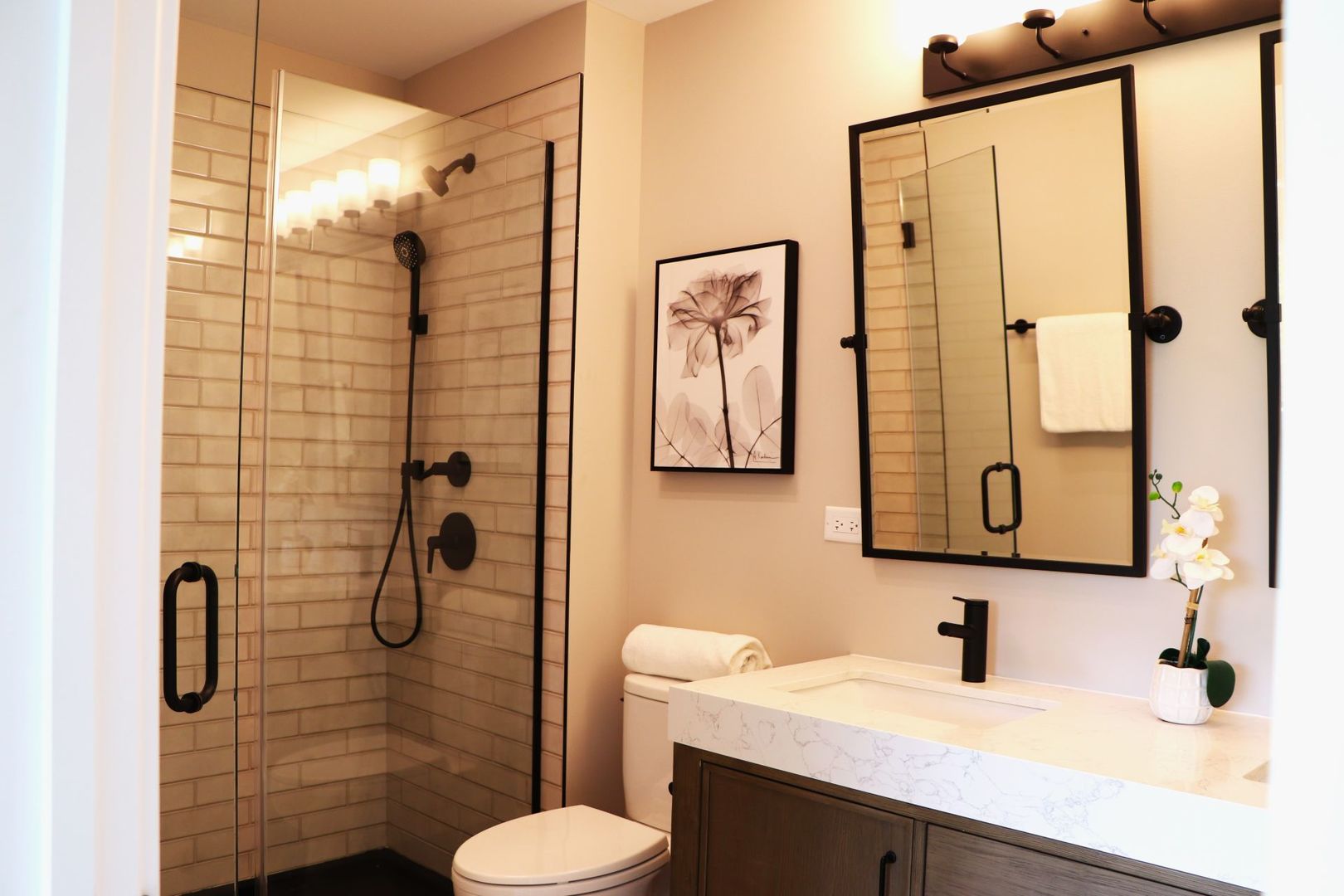 320 school Street Unit: 350