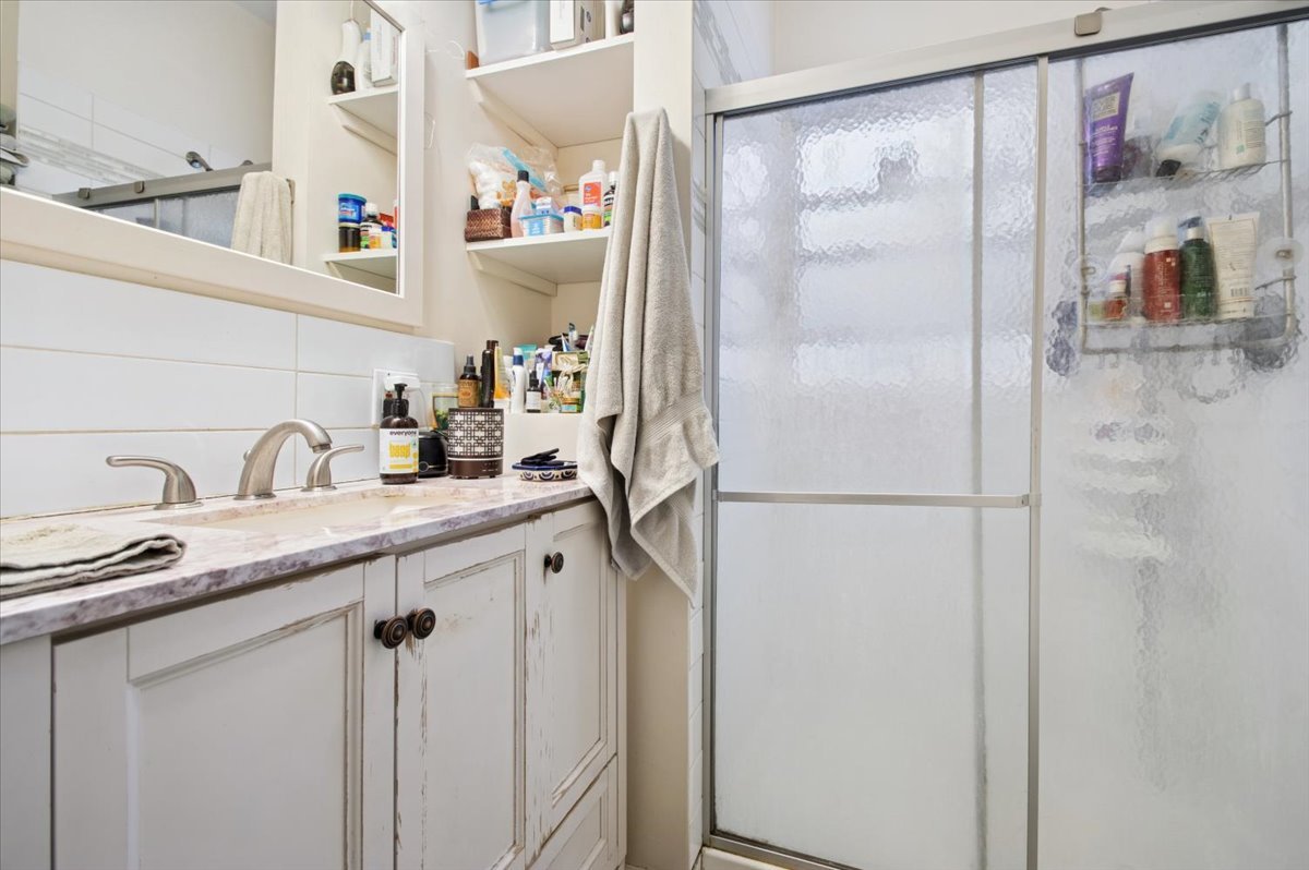 1918 N Kedzie Avenue