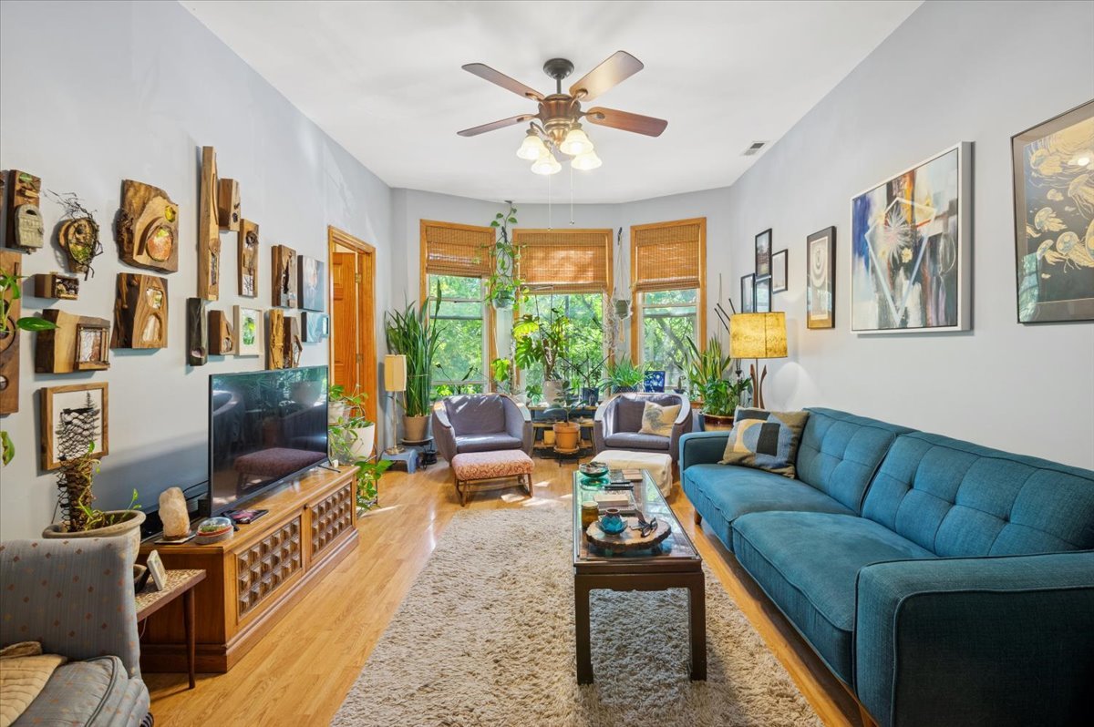 1918 N Kedzie Avenue