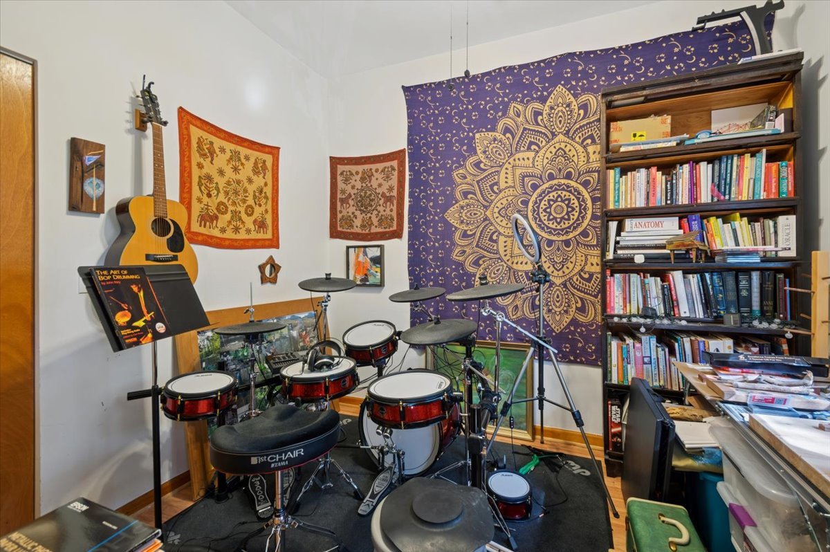 1918 N Kedzie Avenue