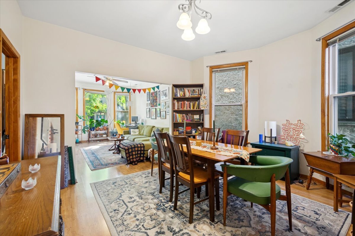 1918 N Kedzie Avenue