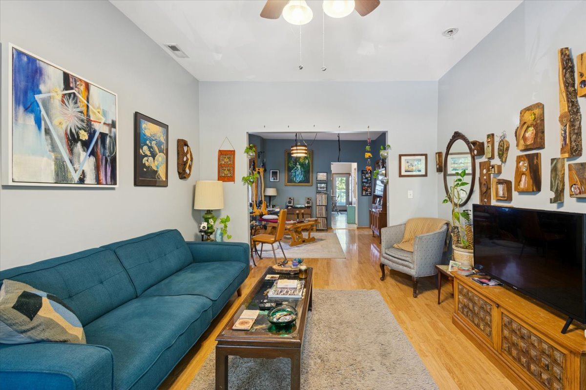 1918 N Kedzie Avenue