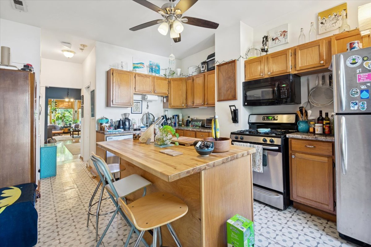 1918 N Kedzie Avenue