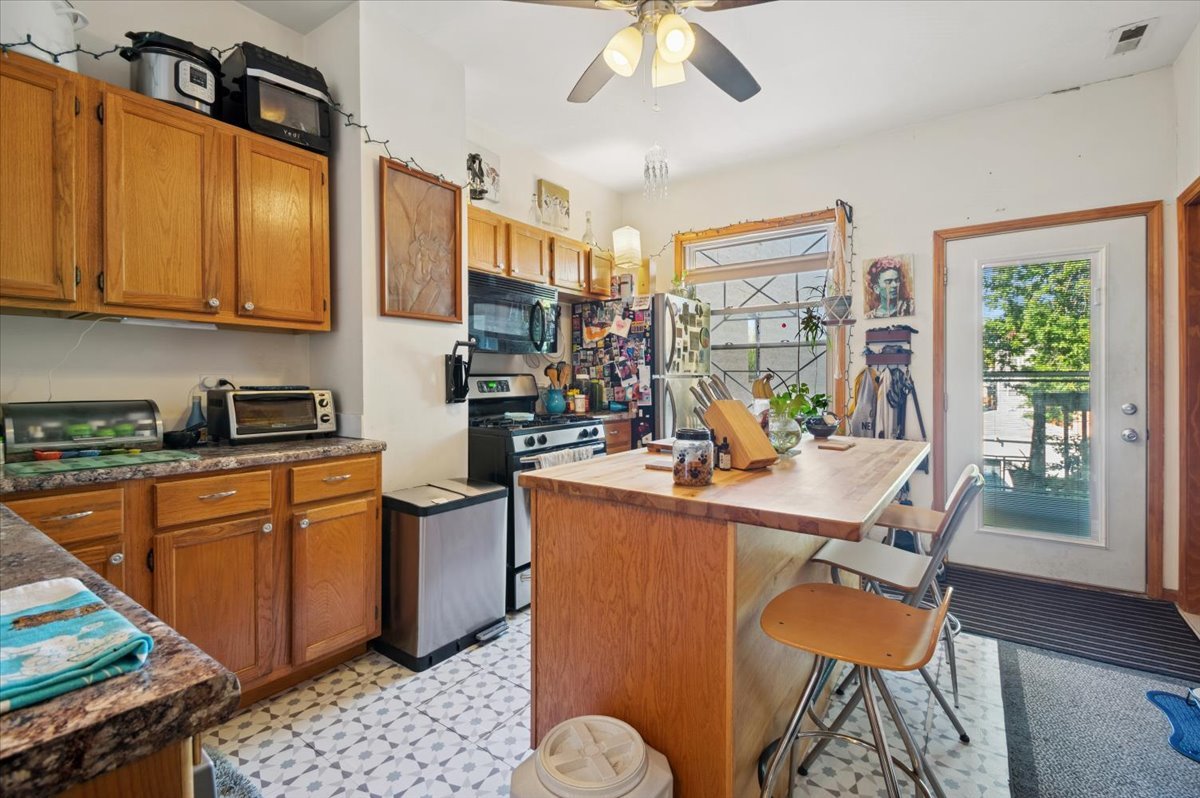 1918 N Kedzie Avenue