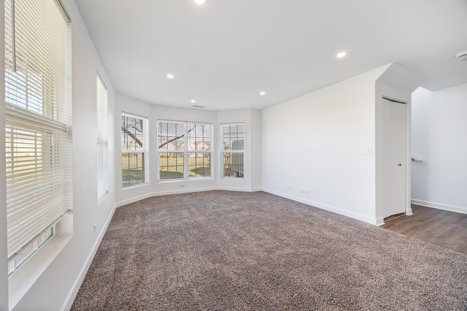 715 Four Seasons Boulevard