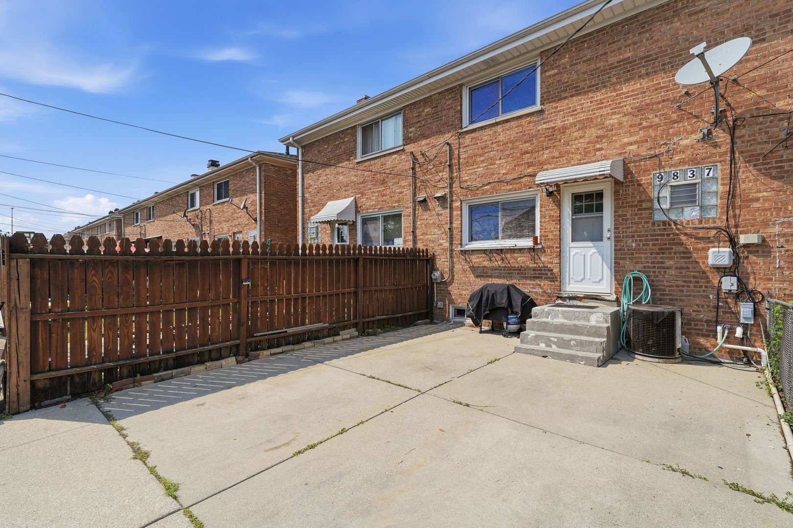 9837 Garden Court