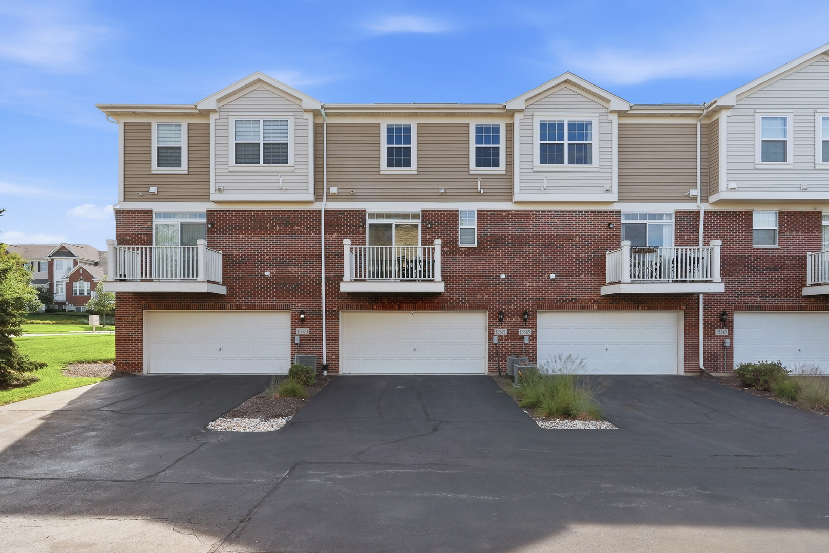 15371 Sheffield Square Parkway