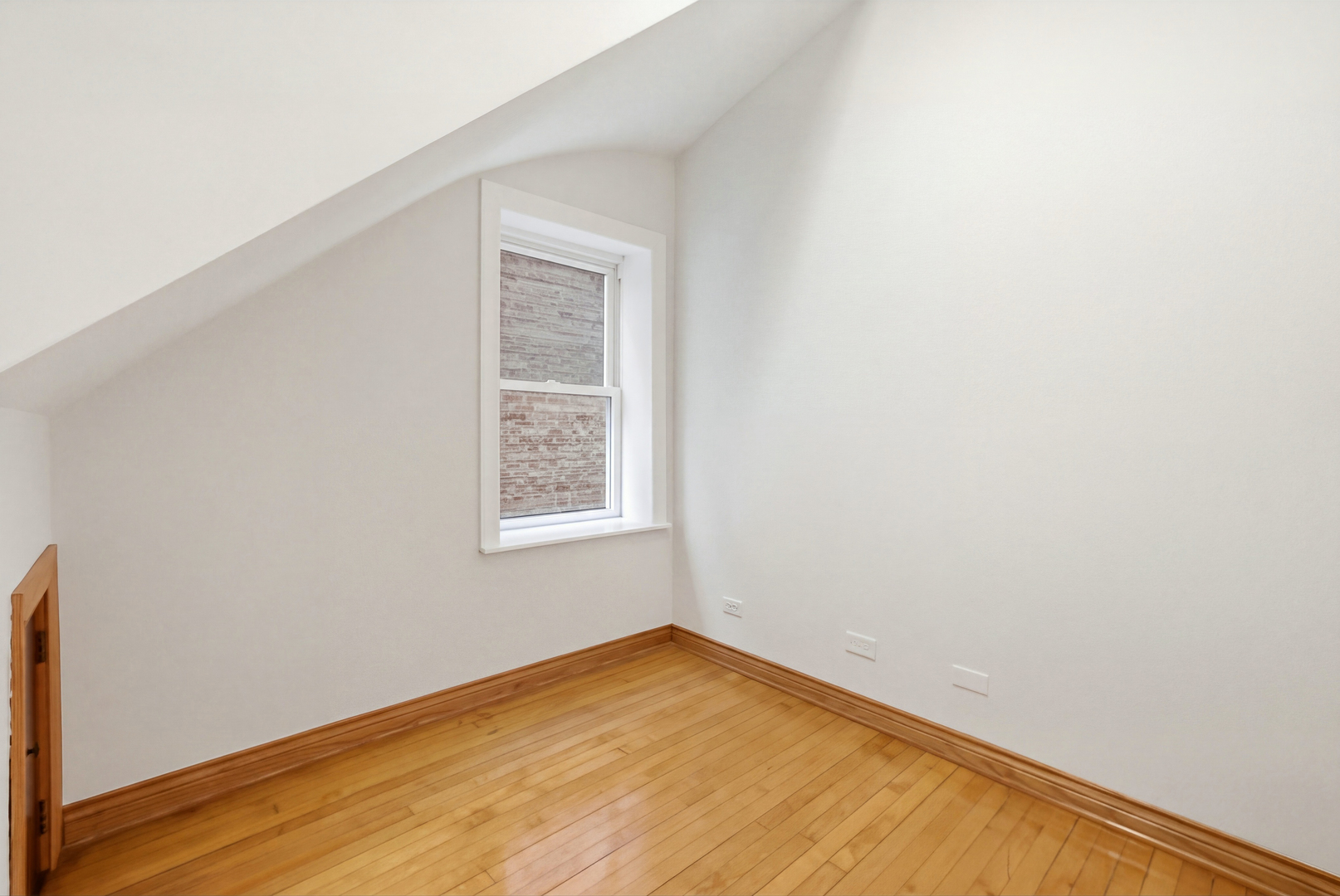 4908 W Berteau Avenue