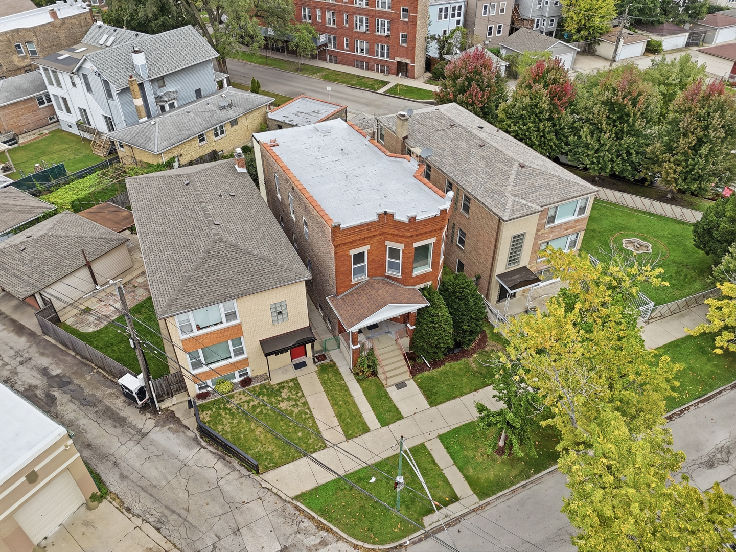 4908 W Berteau Avenue