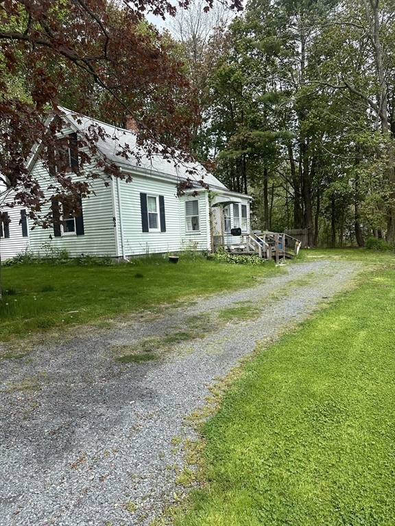 82 Cross St