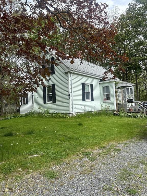 82 Cross St