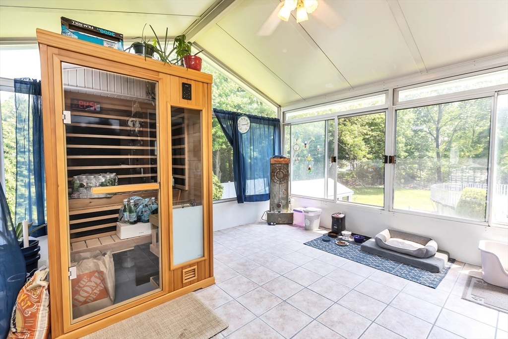 45 Drinkwater Ave