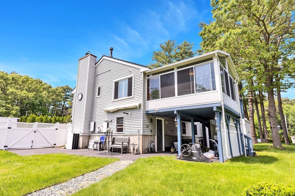 45 Drinkwater Ave