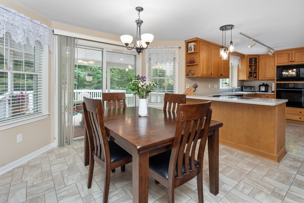 49 Nestlenook Dr