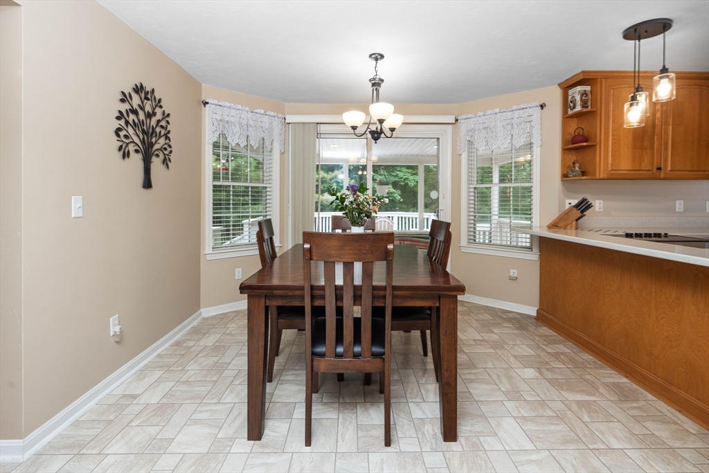 49 Nestlenook Dr