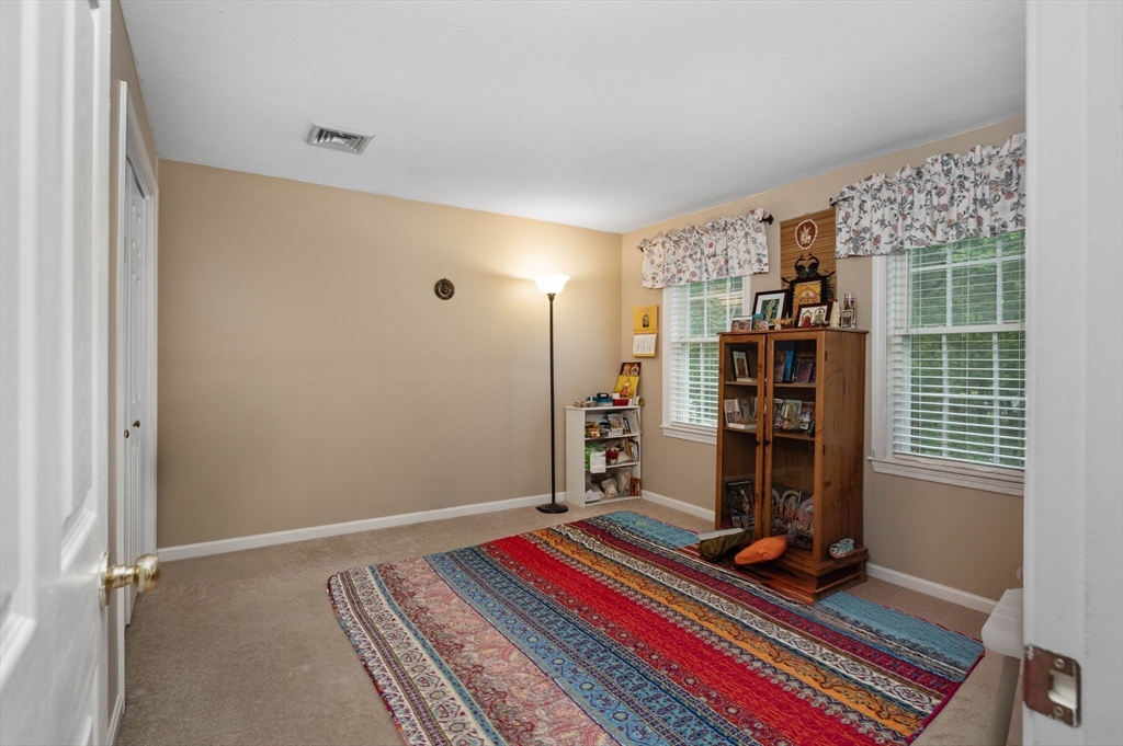 49 Nestlenook Dr