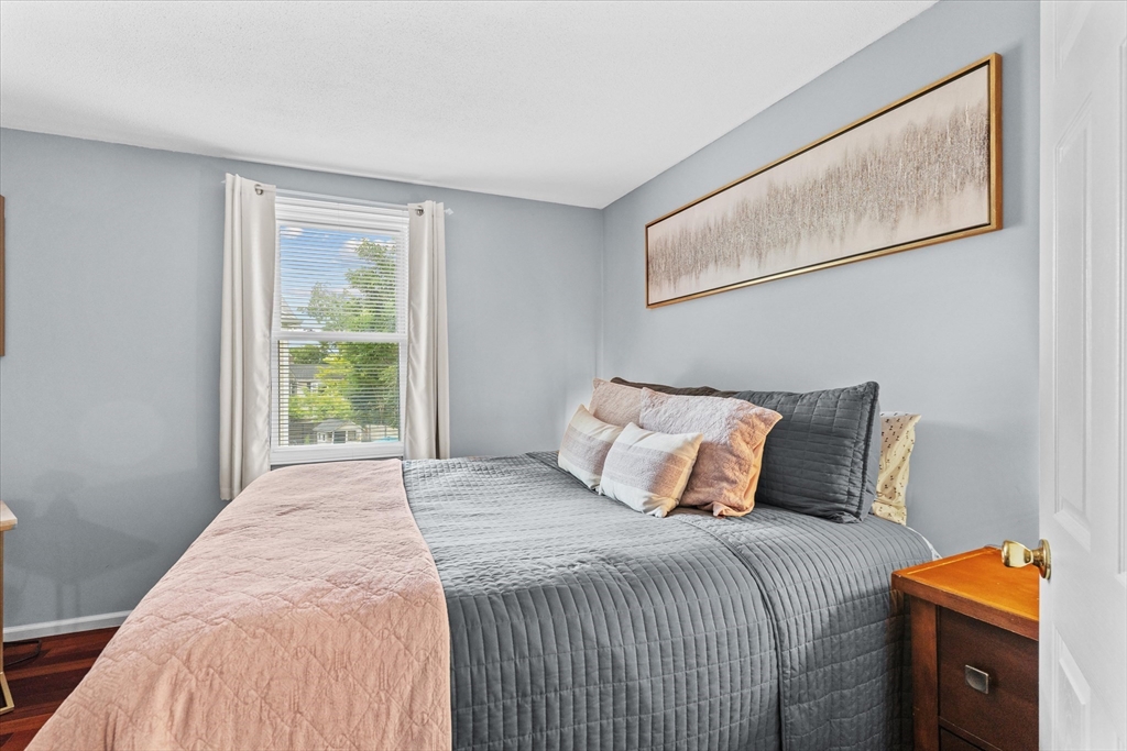 24 Barrows Street # C