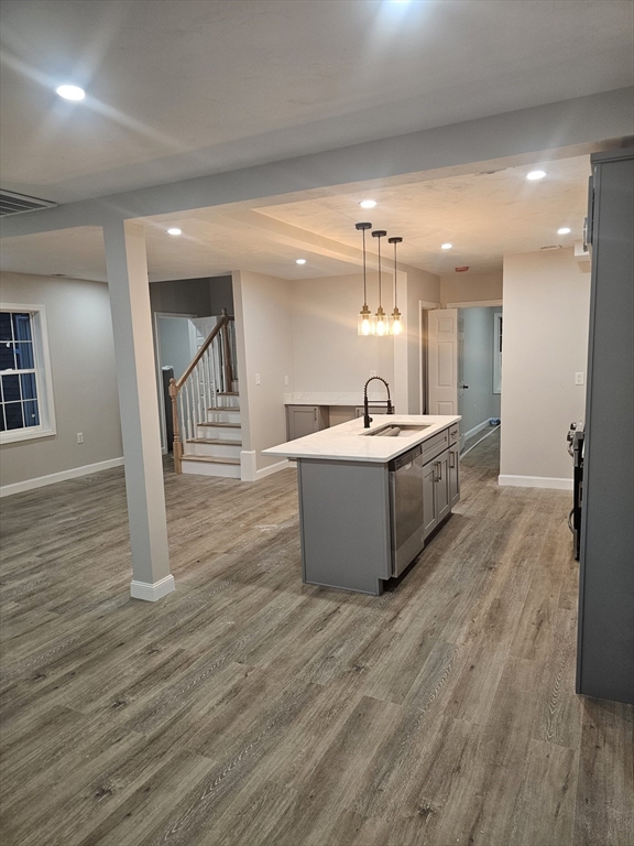 8 School St. # 2