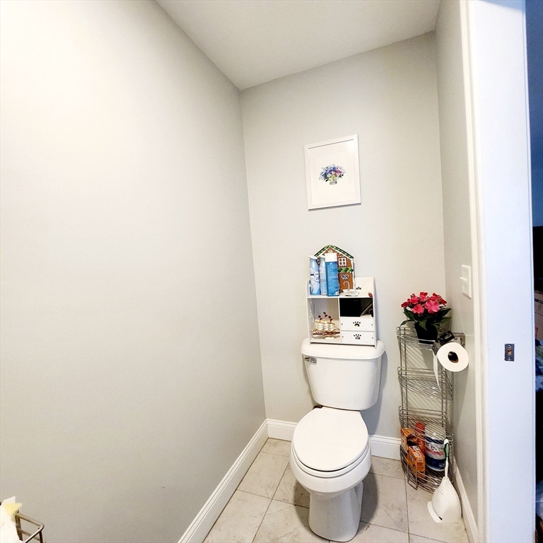 22 Vernon Street # A