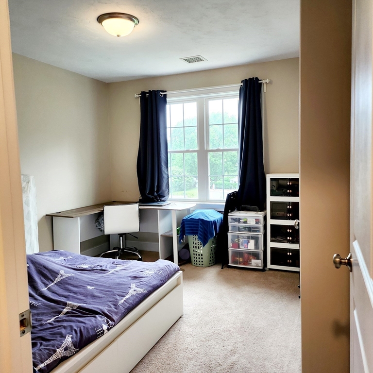 22 Vernon Street # A