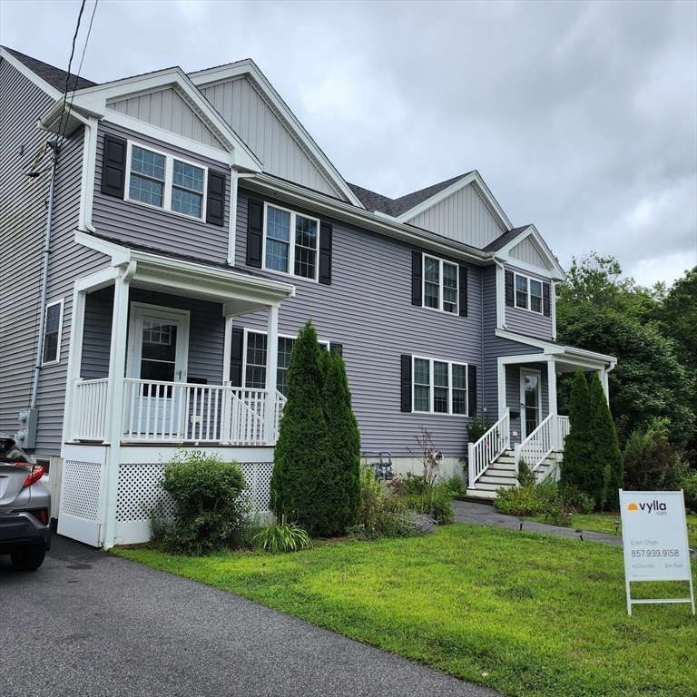22 Vernon Street # A