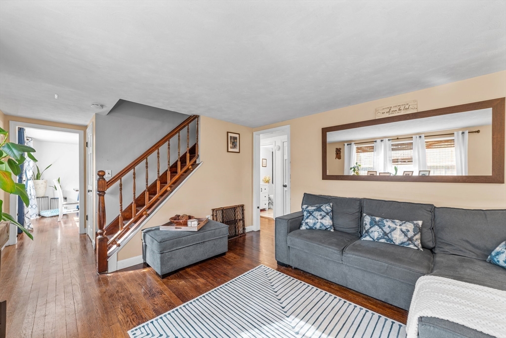 22 Eames Ave