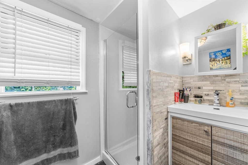 22 Eames Ave