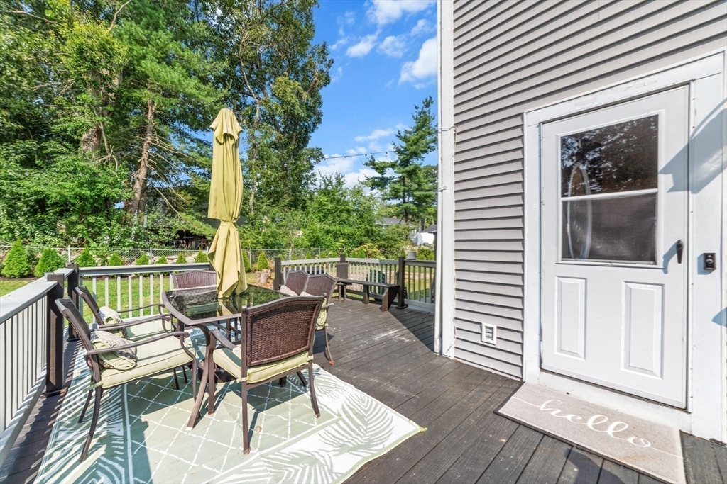 22 Eames Ave