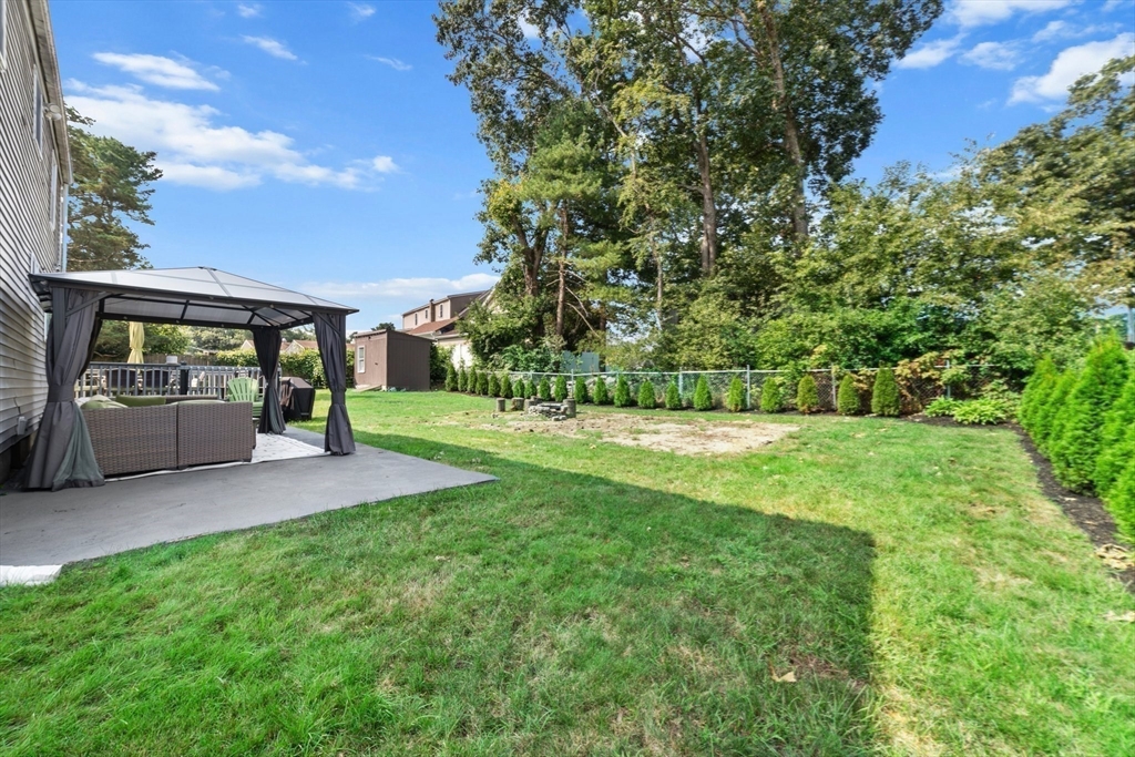 22 Eames Ave