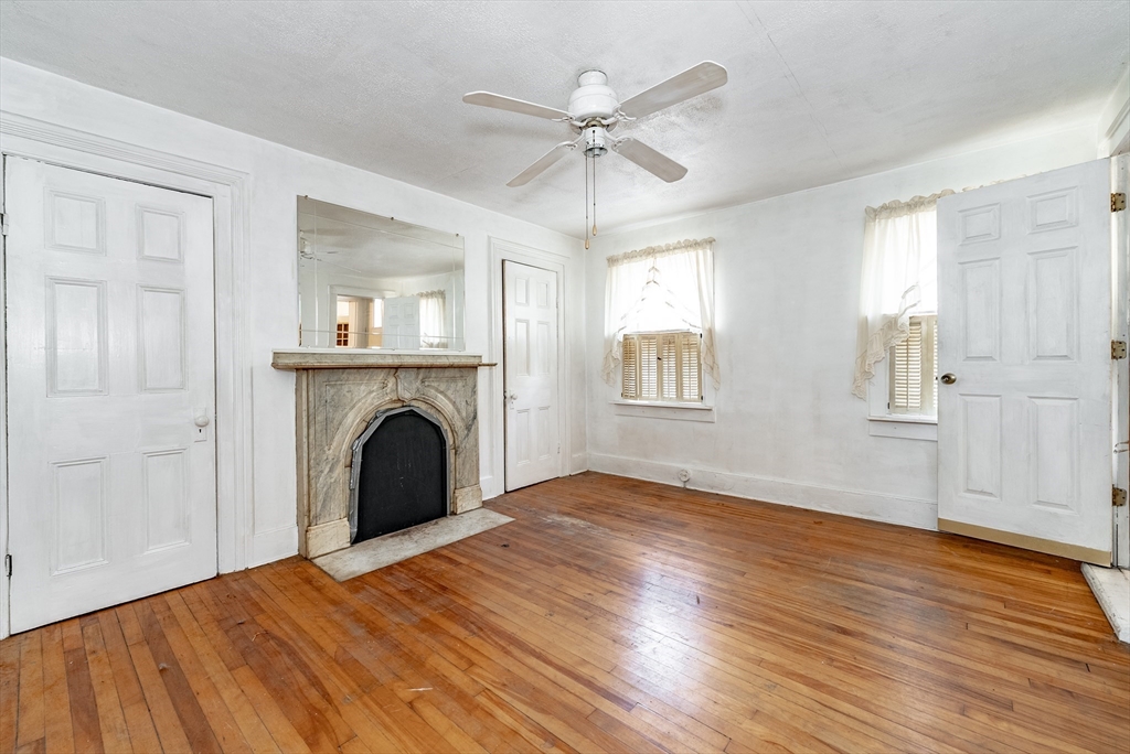 27-29 Wilcox St